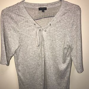 Grey quarter length shirt
